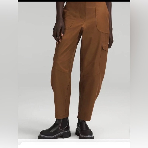 lululemon athletica Brown Cargo Pants Relaxed Fit - Picture 1 of 16